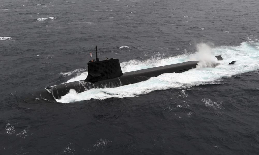 Γιατί τα υποβρύχια βάφονται μαύρα και όχι μπλε; (βίντεο)